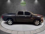 Used 2018 RAM 1500 SLT image 2