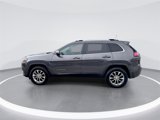 Used 2019 Jeep Cherokee Latitude Plus w/ Comfort/Convenience Group image 4