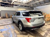 Used 2022 Ford Explorer XLT w/ Equipment Group 202A image 3