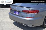 Used 2020 Volkswagen Passat 2.0T R-Line image 5