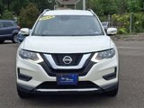 Used 2019 Nissan Rogue SV image 2