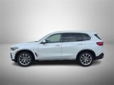 Used 2022 BMW X5 xDrive40i w/ Premium Package image 2