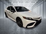 Used 2021 Toyota Camry SE image 3