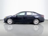 Used 2022 Toyota Camry LE image 4