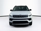 Used 2022 Jeep Compass Limited w/ Elite Group image 2