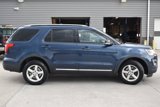 Used 2017 Ford Explorer XLT w/ Equipment Group 201A image 4
