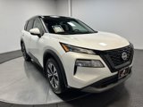 Used 2022 Nissan Rogue SV w/ SV Premium Package image 2