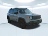 Used 2017 Jeep Renegade Trailhawk image 4