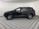Used 2021 Jeep Cherokee Latitude Lux w/ Comfort/Convenience Group image 2