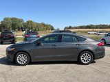 Used 2017 Ford Fusion S image 3