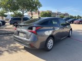 Used 2021 Toyota Prius L Eco w/ Carpet Mat Package (TMS) image 5