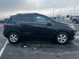 Used 2017 Chevrolet Trax LT w/ LT Convenience Package image 4