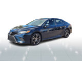 Used 2018 Toyota Camry L image 2