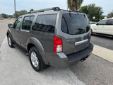 Used 2008 Nissan Pathfinder SE w/ Premium Pkg image 5