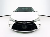 Used 2015 Toyota Camry SE image 2