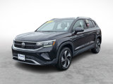 Used 2024 Volkswagen Taos SE image 4