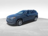 Used 2018 Jeep Cherokee Latitude Plus w/ Cold Weather Group image 2
