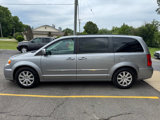 Used 2016 Chrysler Town & Country Touring w/ Driver Convenience Group image 6