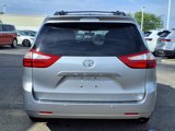Used 2016 Toyota Sienna XLE Premium image 5