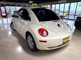 Used 2008 Volkswagen Beetle S image 4