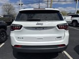 Certified 2022 Jeep Compass Latitude image 5