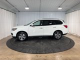 Used 2019 Nissan Pathfinder SV image 2
