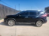 Used 2019 Nissan Rogue SV image 2
