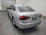 Used 2017 Volkswagen Passat 1.8T S image 5