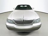 Used 2008 Lincoln Town Car Signature Limited image 2