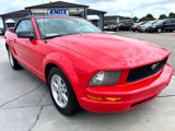 Used 2006 Ford Mustang Convertible image 2
