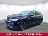 Used 2022 Volkswagen Tiguan SE image 2