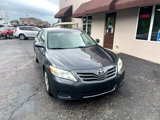 Used 2011 Toyota Camry LE image 2
