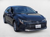Used 2022 Toyota Corolla LE image 3
