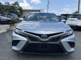 Used 2020 Toyota Camry SE image 3