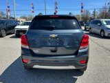 Used 2022 Chevrolet Trax LT w/ LT Convenience Package image 4