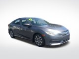 Used 2017 Honda Civic EX image 3