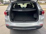 Used 2022 Chevrolet Equinox LT image 2