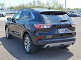 Used 2022 Ford Escape Titanium w/ Class II Trailer Tow Package image 4