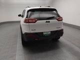 Used 2017 Jeep Cherokee Trailhawk image 6
