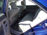 Used 2010 Toyota Camry LE image 3