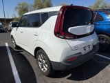 Used 2022 Kia Soul LX w/ Technology Package image 4