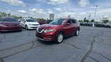 Used 2019 Nissan Rogue SV image 3