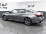 Used 2023 Nissan Altima 2.5 SV image 3