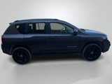 Used 2015 Jeep Compass Latitude image 5