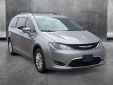 Certified 2018 Chrysler Pacifica Touring-L image 3
