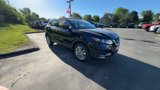 Used 2021 Nissan Rogue Sport SV image 2