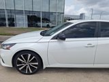 Used 2021 Nissan Altima 2.5 SR w/ SR Premium Package image 2
