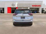 Used 2024 Nissan Rogue SV image 4