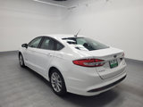 Used 2017 Ford Fusion SE image 5