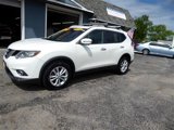 Used 2016 Nissan Rogue SV w/ SV Moonroof Package image 3
